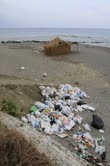 discarica abusiva ferruzzano scogliera 2